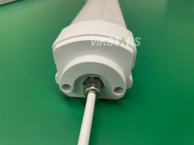 36W LED-Linienleuchten Dreifestrohr für Industriebeleuchtung Fabrik Parkplatz 3