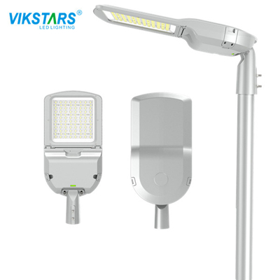 kaufen Straßenlaterne-hoher Mast heller Pole Gray Housings IP65 LED für Schnellstraße on-line-Fertigung