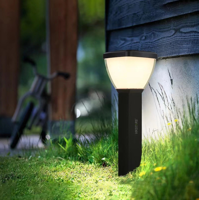 Hochwertige solarbetriebene Rasenleuchten für Auffahrt, Hinterhof und Patio