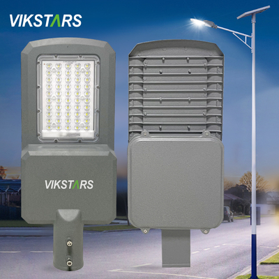 500W 600W 800W Hochwertige Projektlampe Solarstraßenbeleuchtung Für Hof Villen Dorf